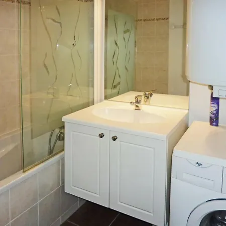 Grand T2 Pour 6 Personnes Au Centre Avec Balcon, Lave-linge - Fr-1-322-189
